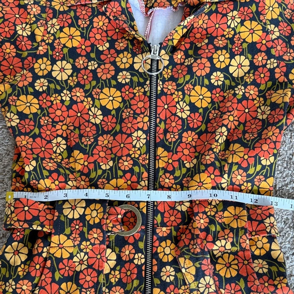 Miracle Eye Marigold Floral Zip-Up Romper - Picture 7 of 10
